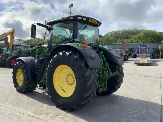 John Deere 6195R Tractor (ST23689)