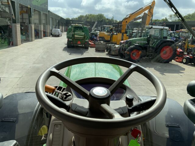 John Deere 6195R Tractor (ST23689)