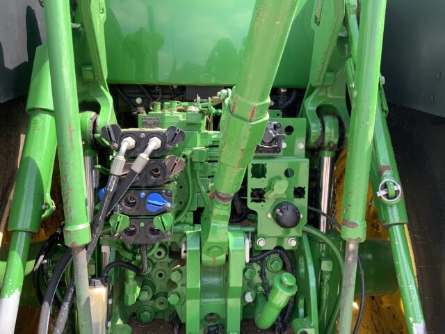 John Deere 7250R Tractor (ST23494)