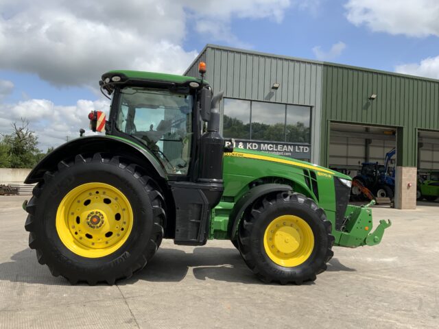 John Deere 8370R Tractor (ST23424)
