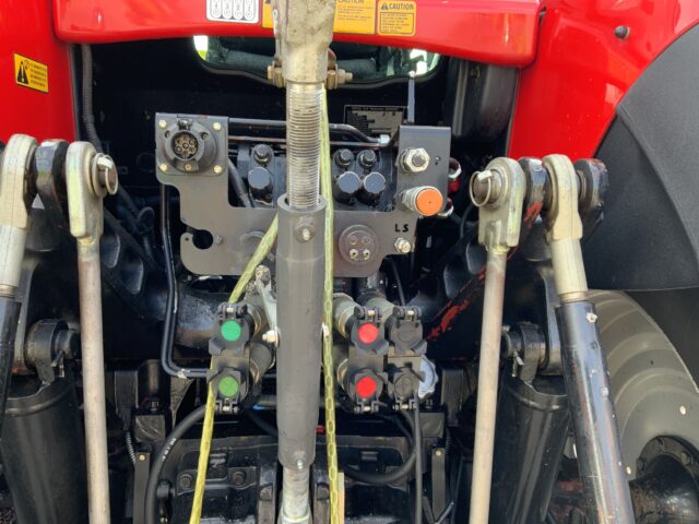 Massey Ferguson 6490 Dyna 6 Tractor (ST23725)