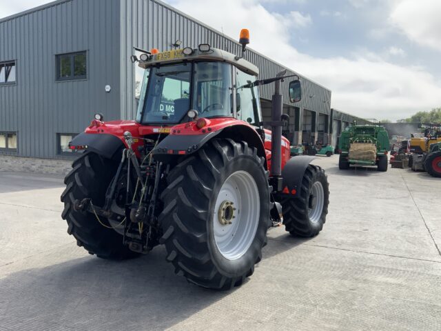 Massey Ferguson 6490 Dyna 6 Tractor (ST23725)