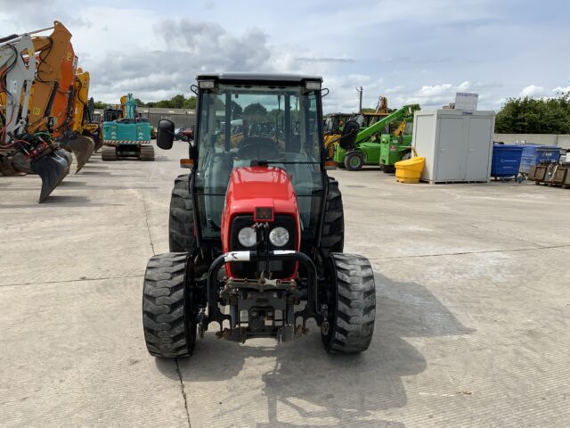 Massey Ferguson 1547 DYNA QPS Tractor (ST23248)