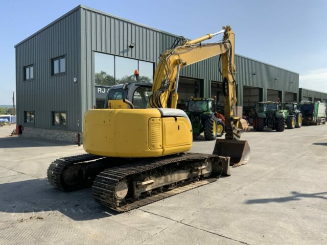 New Holland E135 SR Digger (ST22211)