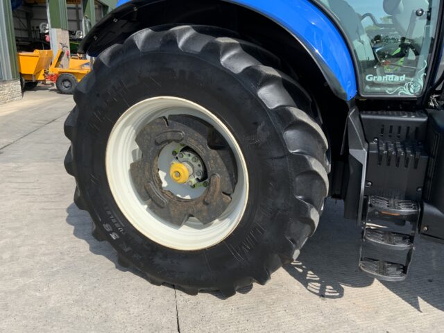 New Holland T7.260 Tractor (ST23278)