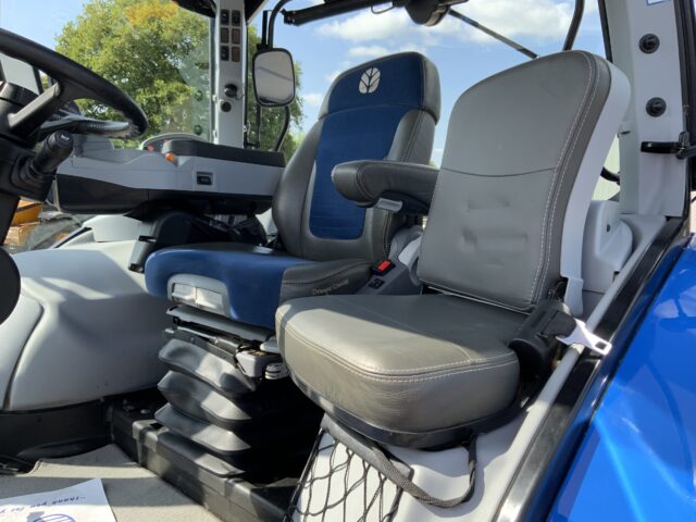 New Holland T7.260 Tractor (ST23278)