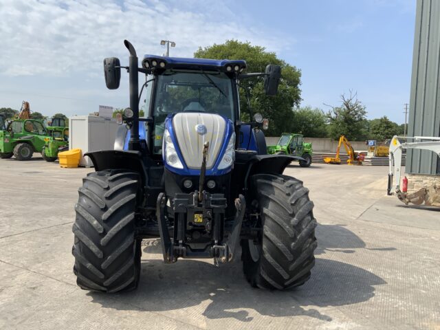 New Holland T7.270 Blue Power Tractor (ST23566)