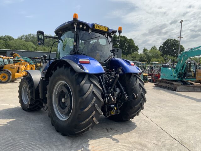 New Holland T7.270 Blue Power Tractor (ST23566)