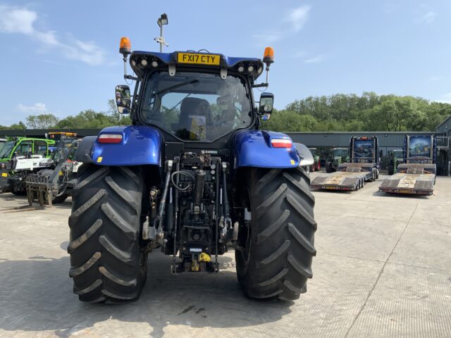 New Holland T7.270 Blue Power Tractor (ST23566)