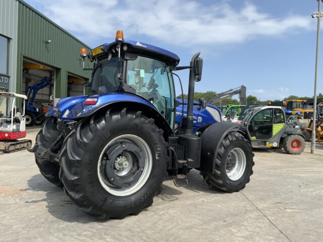 New Holland T7.270 Blue Power Tractor (ST23566)