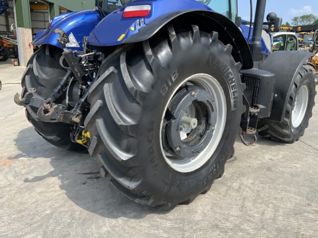 New Holland T7.270 Blue Power Tractor (ST23566)
