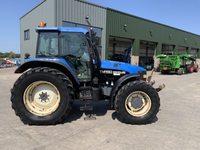 New Holland TM150 Tractor (ST22957)