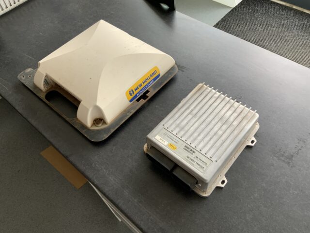 New Holland/  Trimble Guidance C/W Controller