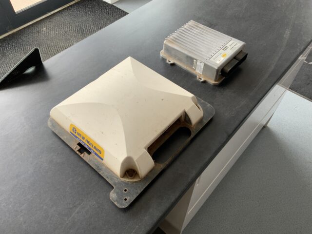New Holland/  Trimble Guidance C/W Controller