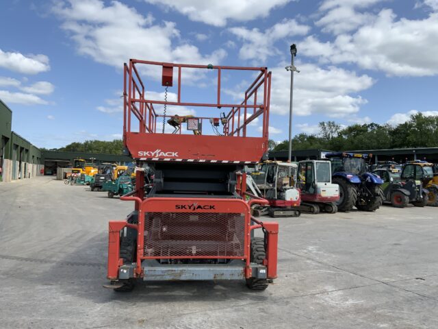 Sky Jack SJ9250RT Scissor Lift (ST22202)