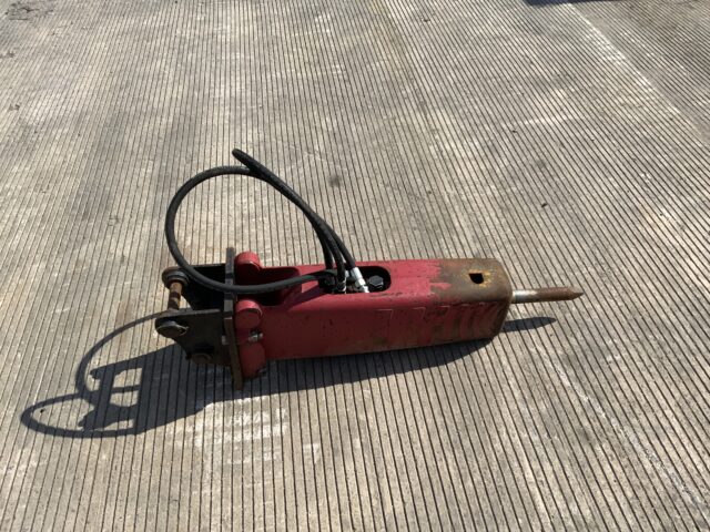 Takeuchi Breaker To Suit 1.6T Digger