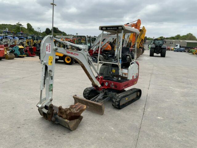 Takeuchi TB216 Digger (ST23316)