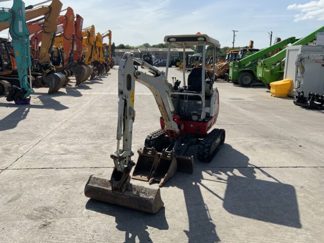 Takeuchi TB216 Digger (ST23575)