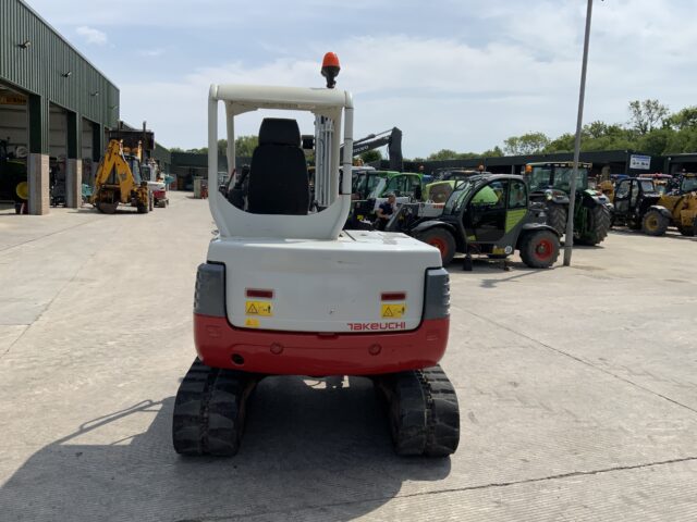 Takeuchi TB250 Digger (ST23663)