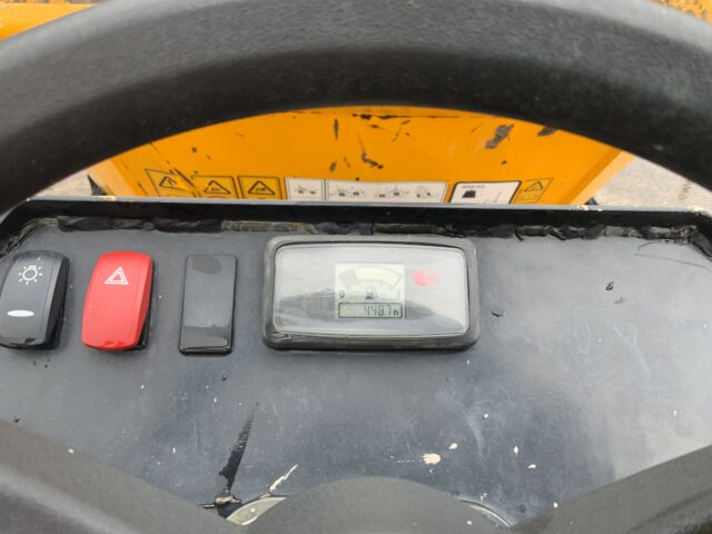 JCB 3T Swivel Tip Dumper (ST22596)