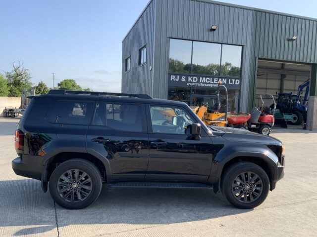 Toyota Land Cruiser *VAT Q* (ST22554)