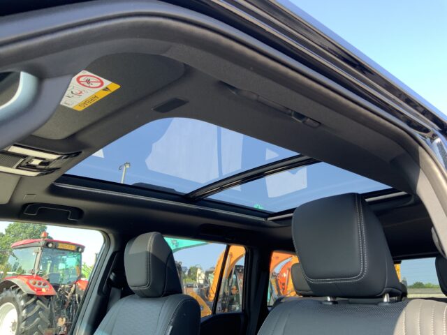 Toyota Land Cruiser *VAT Q* (ST22554)