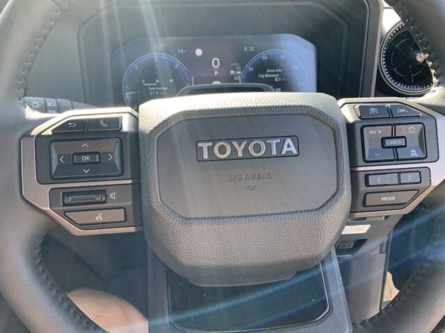 Toyota Land Cruiser *VAT Q* (ST22554)
