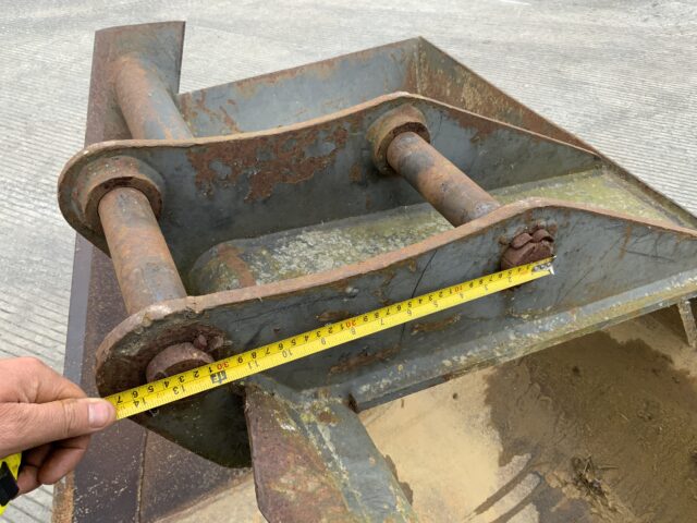 V Bucket To Suit 6-8 Tonne Excavator