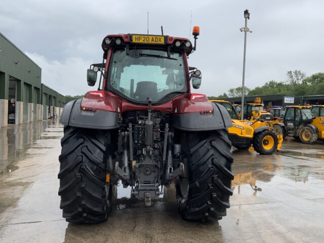 Valtra T214 Versu Tractor (ST23655)
