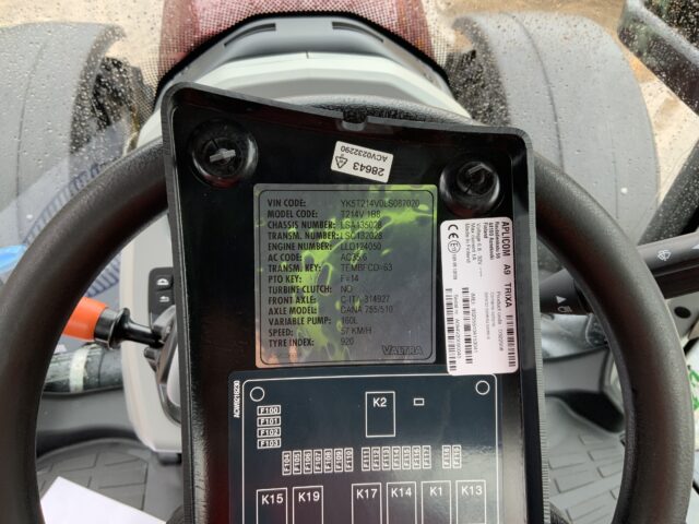 Valtra T214 Versu Tractor (ST23655)
