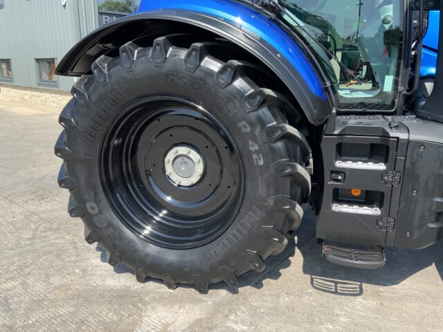 Valtra T215 Direct Tractor (ST23688)