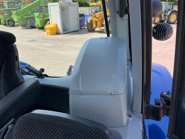 Valtra T215 Direct Tractor (ST23688)