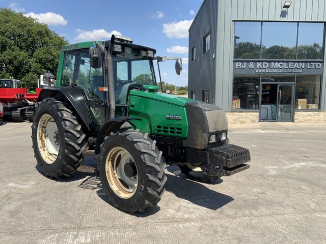 Valtra 6750 Tractor (ST23720)