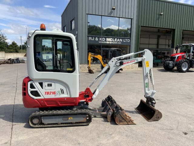 Takeuchi TB216 Digger (ST23359)