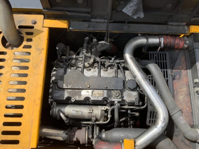 JCB JS130 LC Digger
