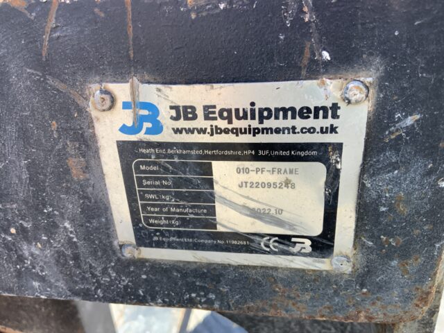 JD Equipment Pallet Forks