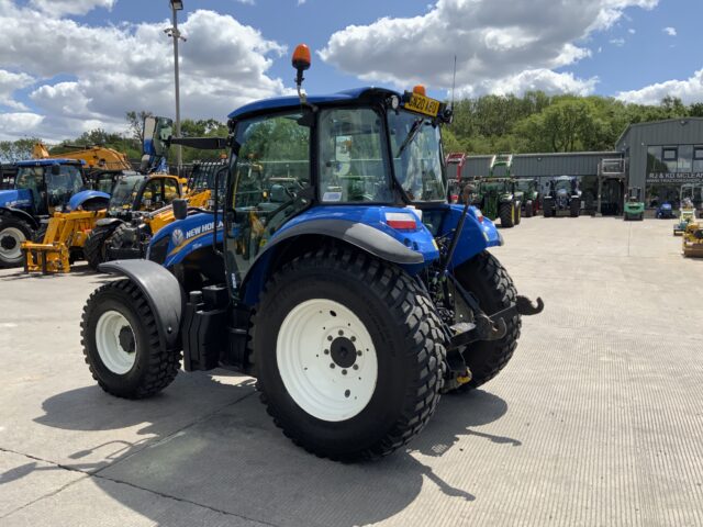 New Holland T5.95 Tractor (ST23758)