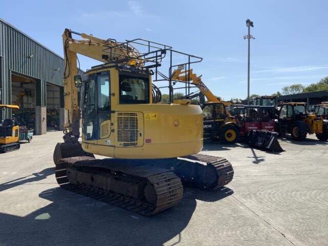 Komatsu PC138 US-8 Digger (ST23803)
