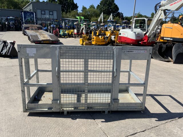 Cherry Product CM24D/8 Man Cage