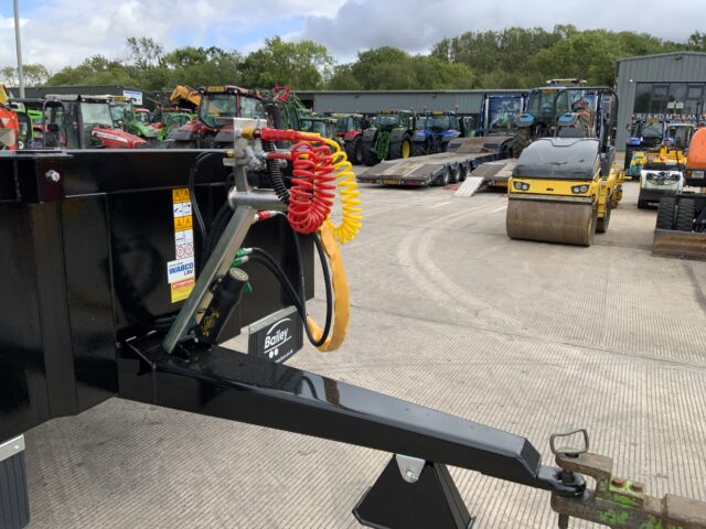 Bailey Black 25 Tri axle Low Loader