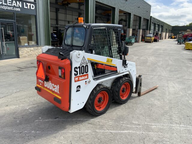 Bobcat S100 Wheeled Skid Steer Forklift (ST23943)