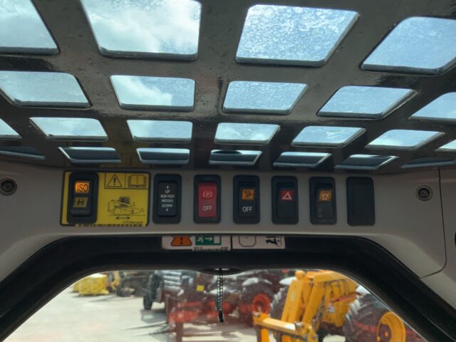 Bobcat S100 Wheeled Skid Steer Forklift (ST23943)