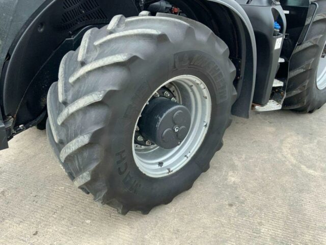 Case Magnum 310 Tractor (ST18497)