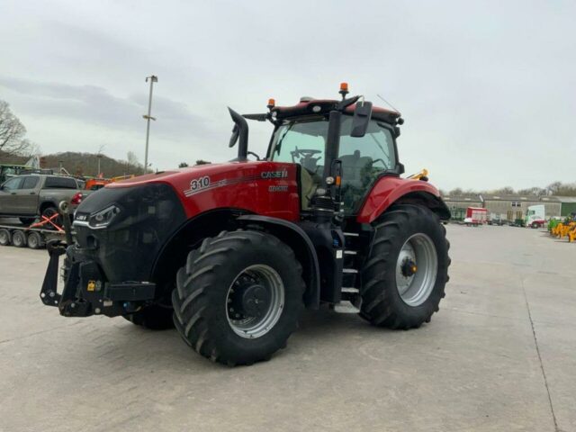 Case Magnum 310 Tractor (ST18497)