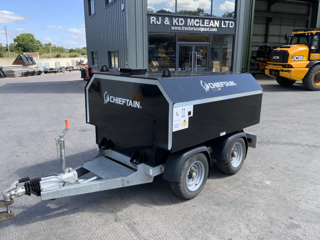 Chieftan Black Twin Axle 1000 Litre Fuel Bowser