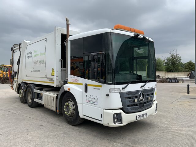 Dennis Eagle Elite 6 Bin Lorry (ST22882)
