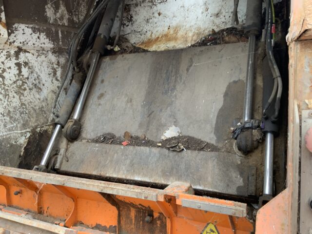 Dennis Eagle Elite 6 Bin Lorry (ST22882)