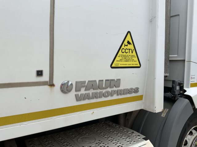 Dennis Eagle Elite 6 Bin Lorry (ST22882)