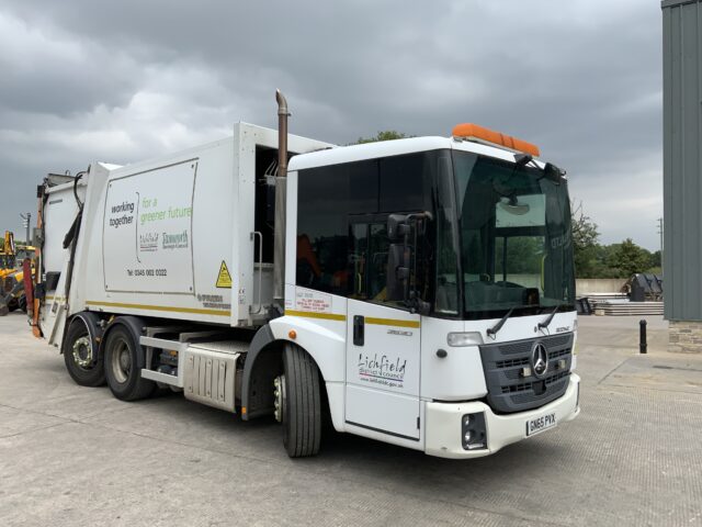 Dennis Eagle Elite 6 Bin Lorry (ST22882)