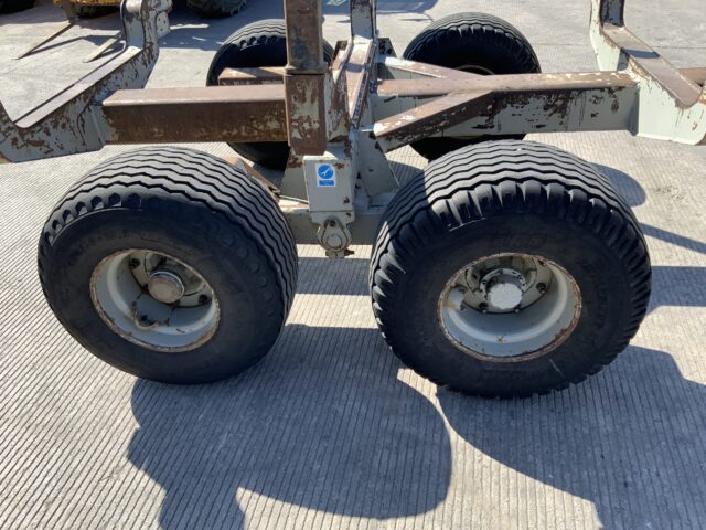 EFM 11 TEU Forestry Trailer Complete With Botex 560 TL Crane (ST23739)